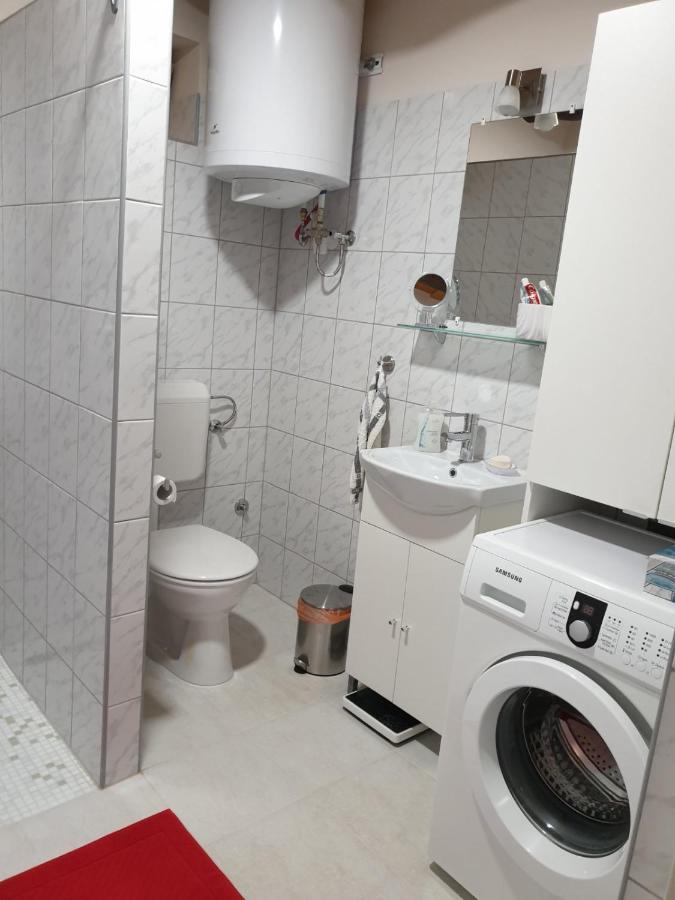 Kis Ház Apartman Zalacsány Esterno foto