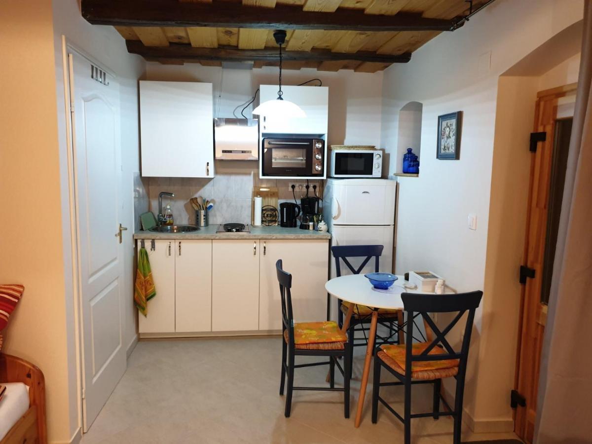 Kis Ház Apartman Zalacsány Esterno foto